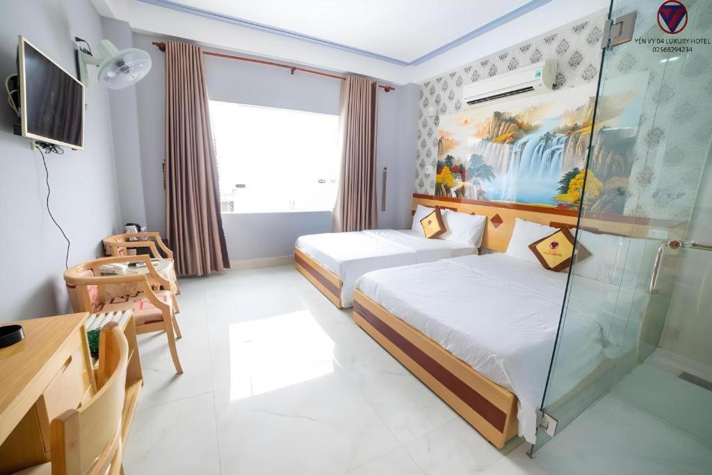 Yen Vy 04 Luxury Hotel Quy Nhon Bagian luar foto