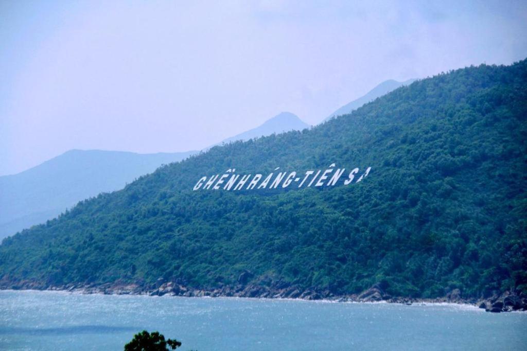 Yen Vy 04 Luxury Hotel Quy Nhon Bagian luar foto