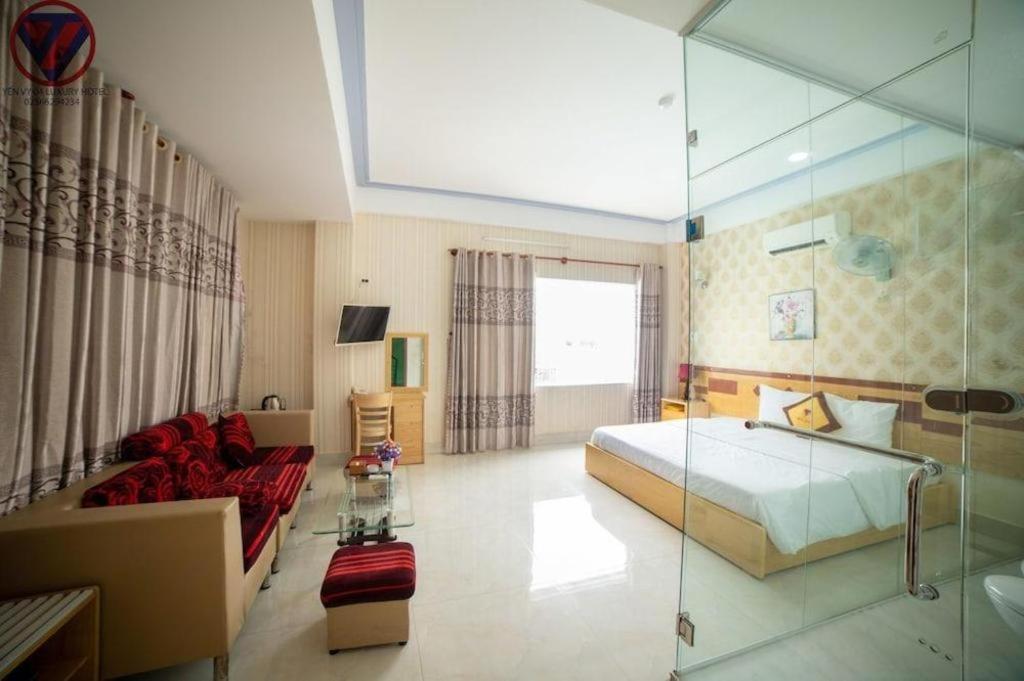Yen Vy 04 Luxury Hotel Quy Nhon Bagian luar foto