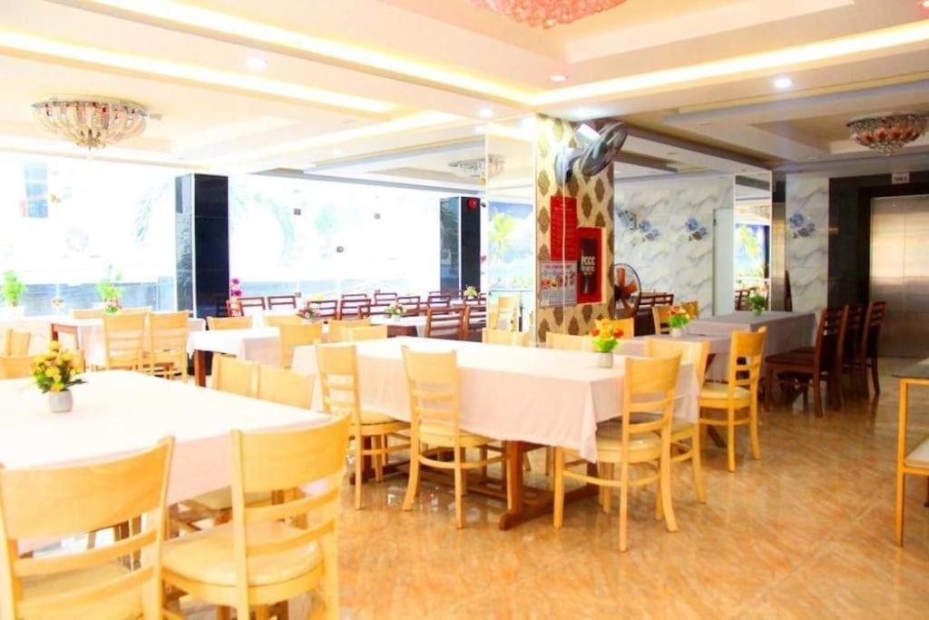 Yen Vy 04 Luxury Hotel Quy Nhon Bagian luar foto