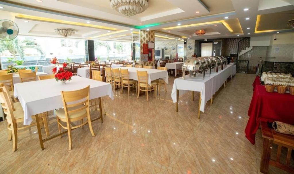 Yen Vy 04 Luxury Hotel Quy Nhon Bagian luar foto