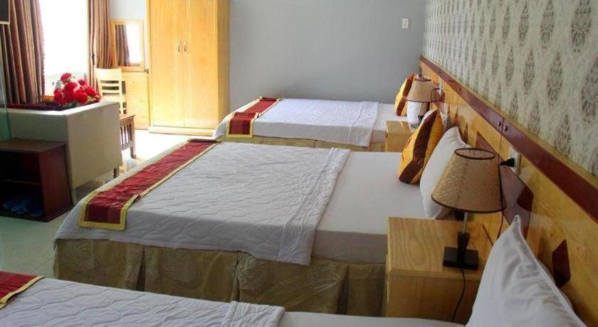Yen Vy 04 Luxury Hotel Quy Nhon Bagian luar foto